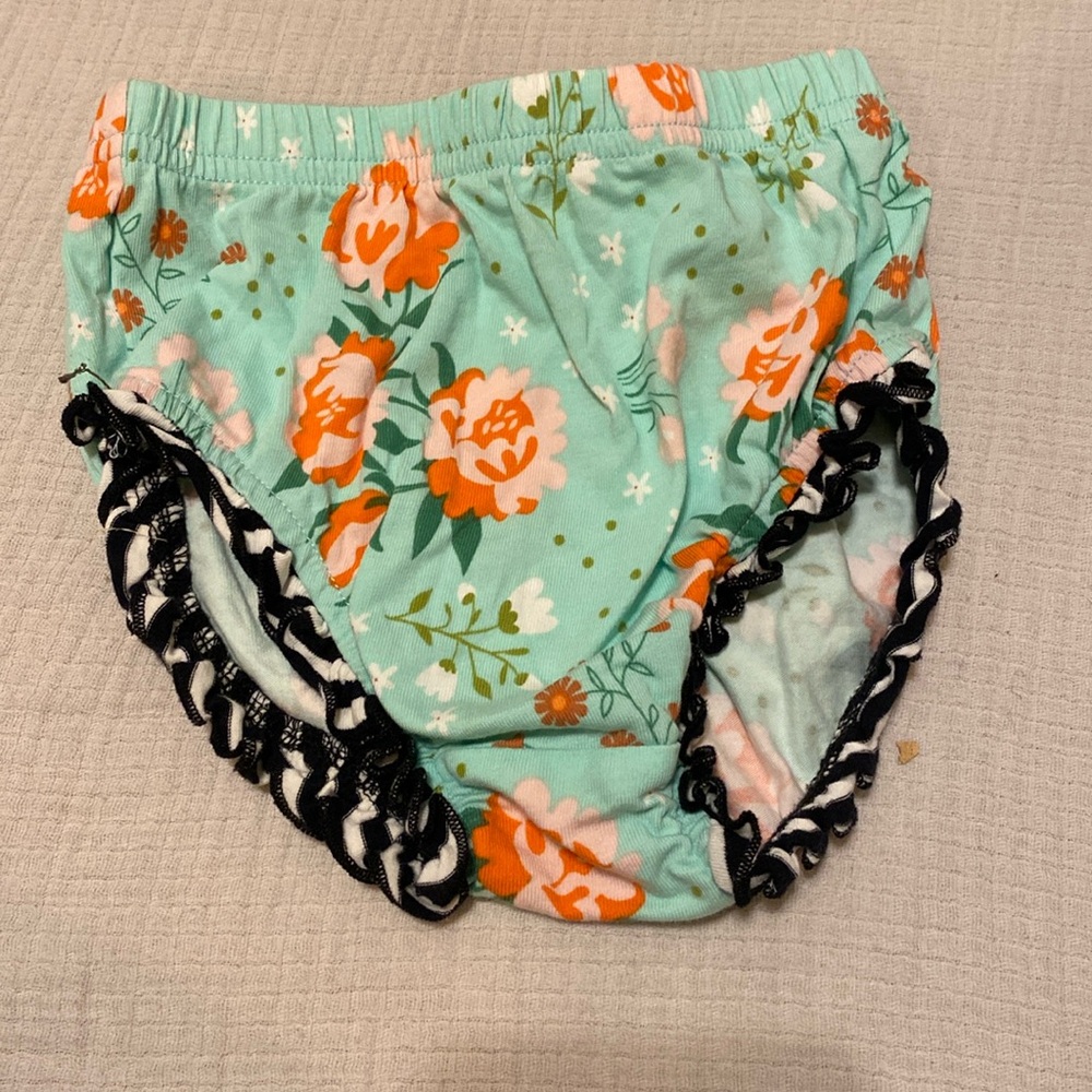 MATILDA JANE. Baby girl diaper cover.